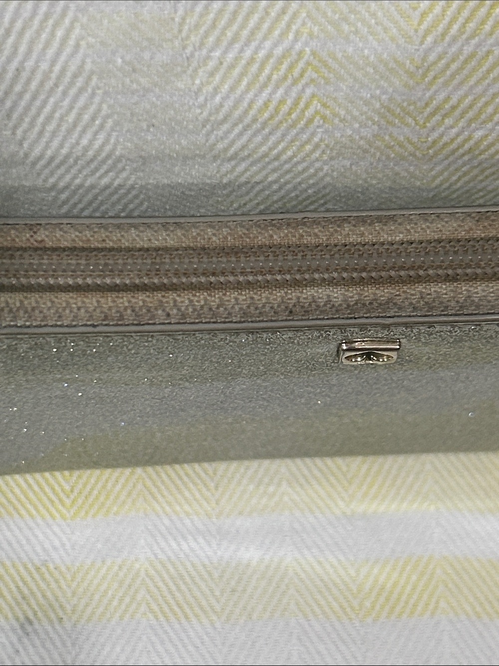 Kate Spade Sparkle Zip-Around Wallet - Silver Glitter Used Condition - Picture 5 of 10